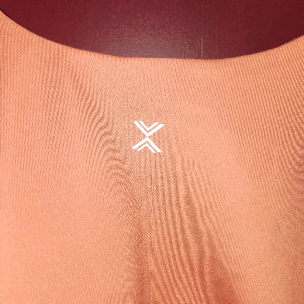 Xersion EverUltra-Lite Round Neck Long Line Bra Large NWT Miami Peach
